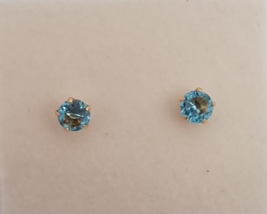Kultaiset korvakorut sininen kivi 4 mm