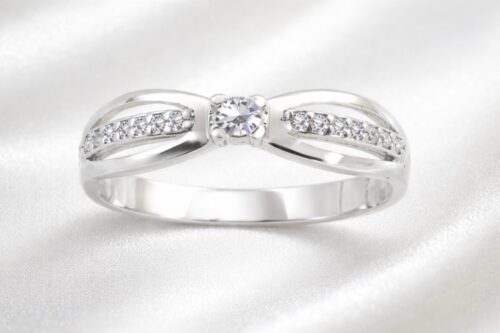 Timanttisormus valkokulta V9074