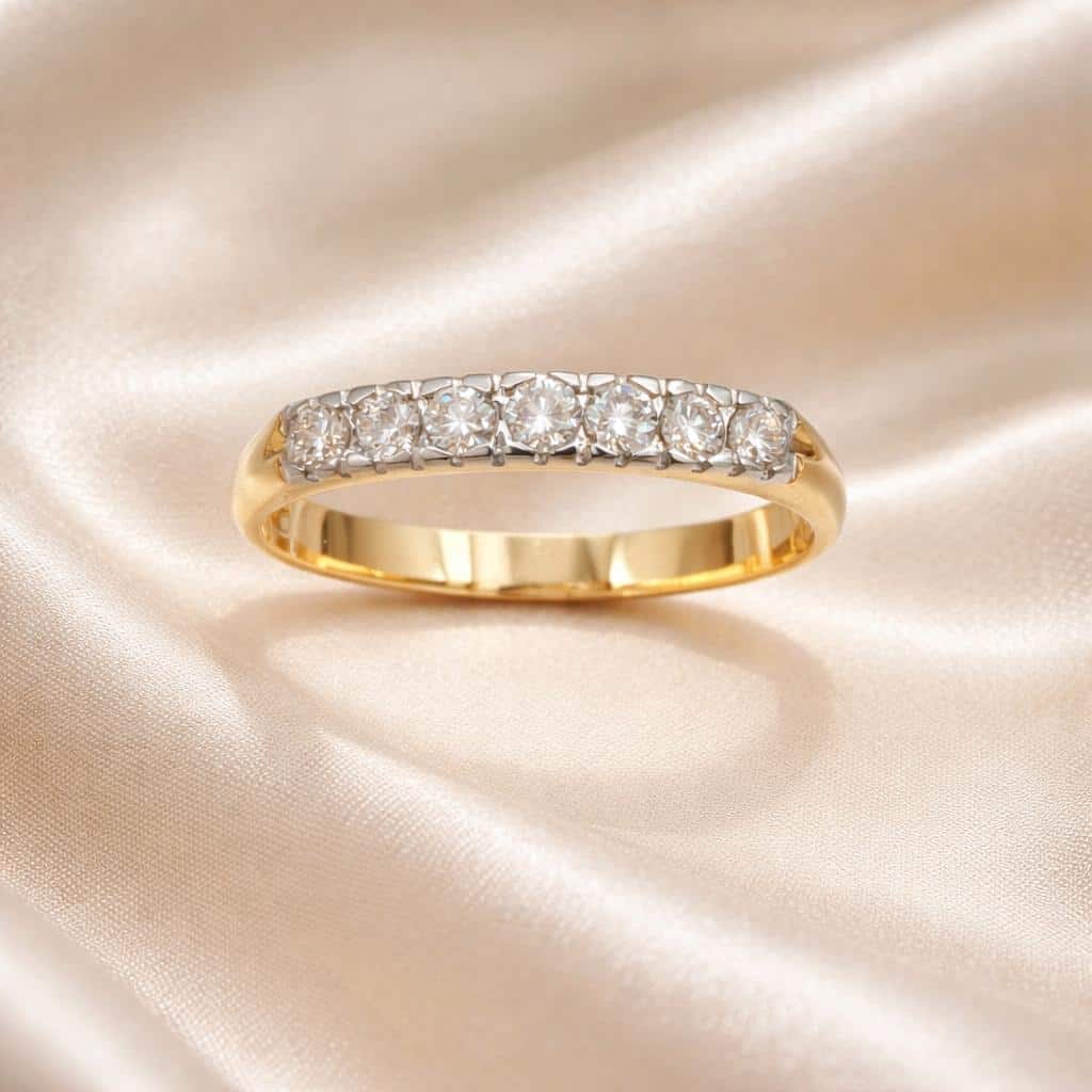 Kultainen timanttisormus 09167-3